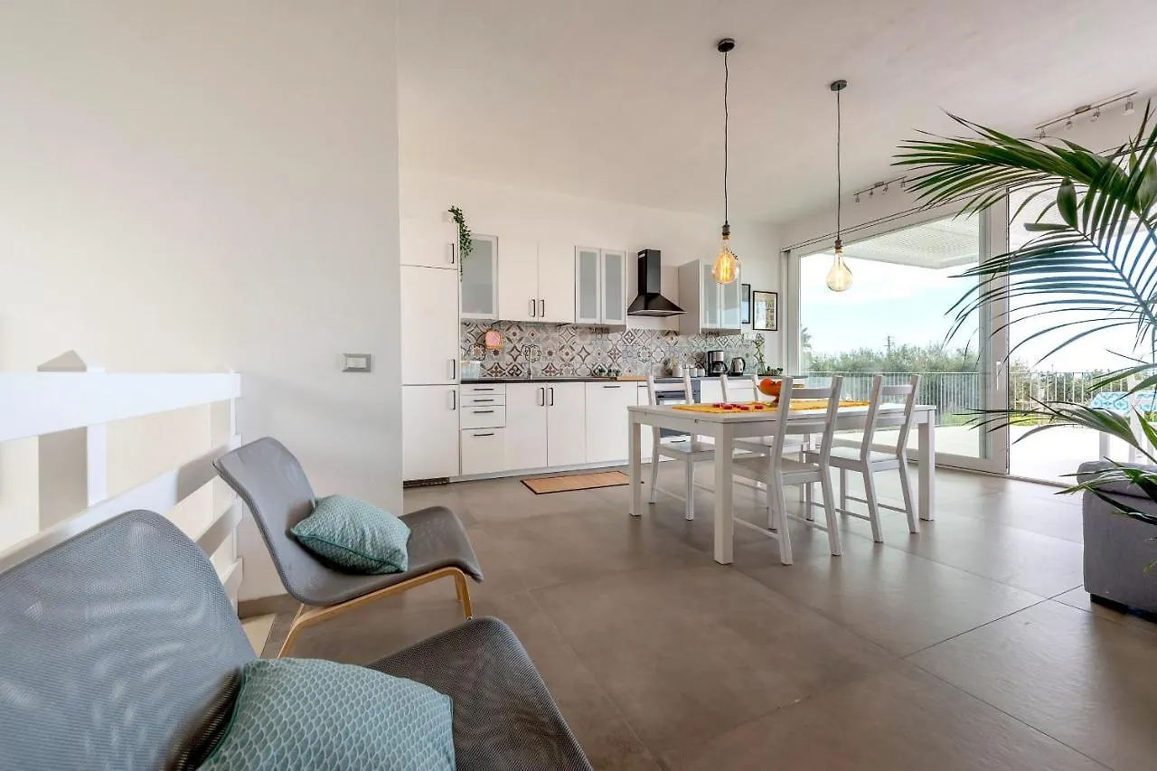 Villa Iris - Isulatravel Pozzallo